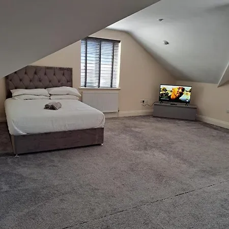 Lovely 1-Bed Loft In Newport Exterior photo